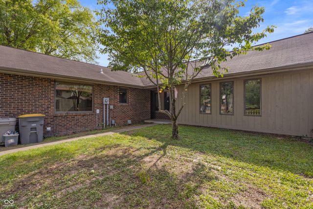 804 W 8th Street, Seymour, IN 47274
