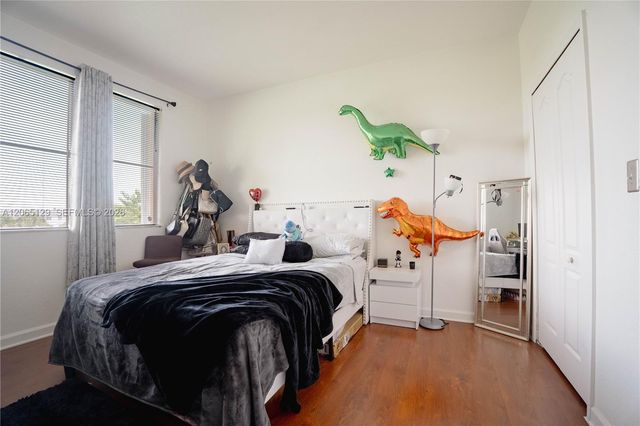 17600 NW 73rd Avenue 201-6, Hialeah, FL 33015