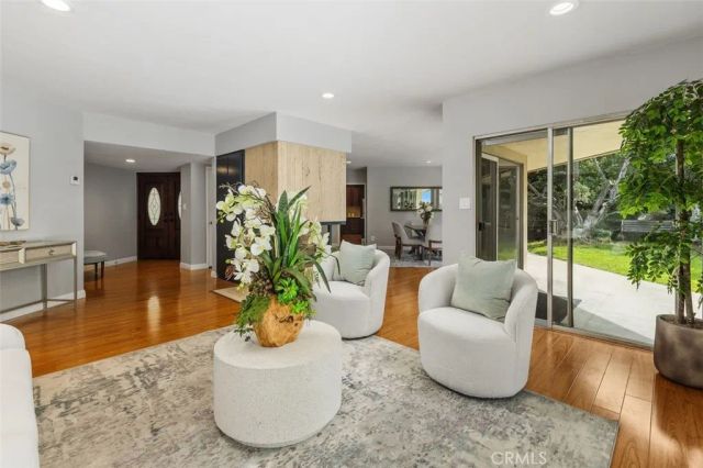 2206 Canyon, Arcadia, CA 91006