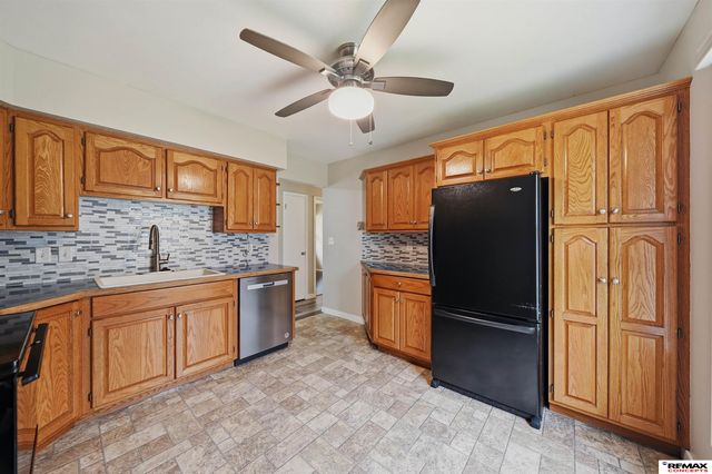 5721 Otoe Street, Lincoln, NE 68506