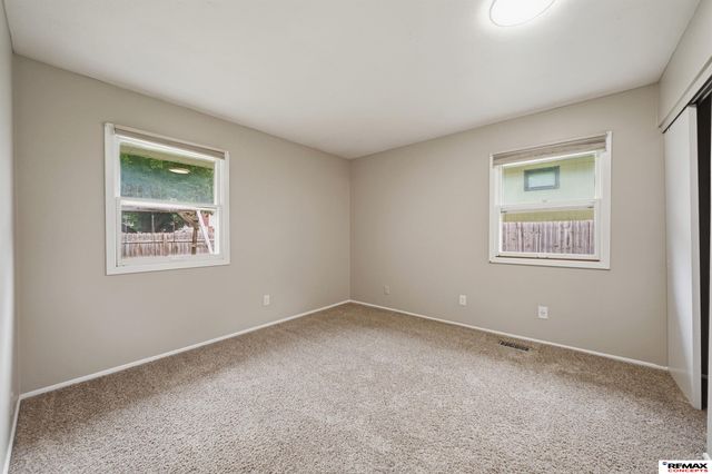 5721 Otoe Street, Lincoln, NE 68506