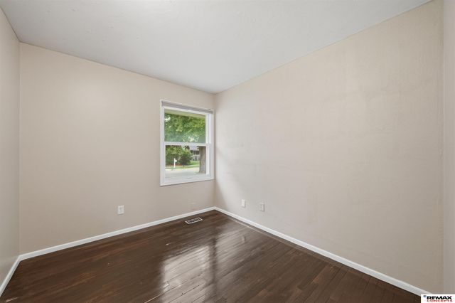 5721 Otoe Street, Lincoln, NE 68506
