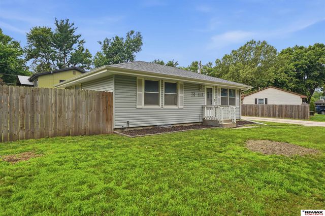5721 Otoe Street, Lincoln, NE 68506