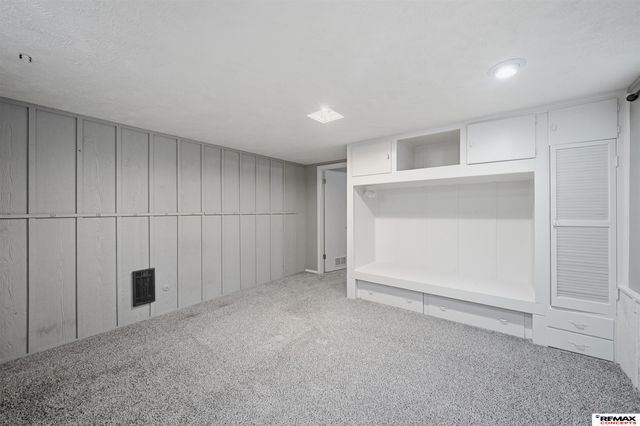 5721 Otoe Street, Lincoln, NE 68506