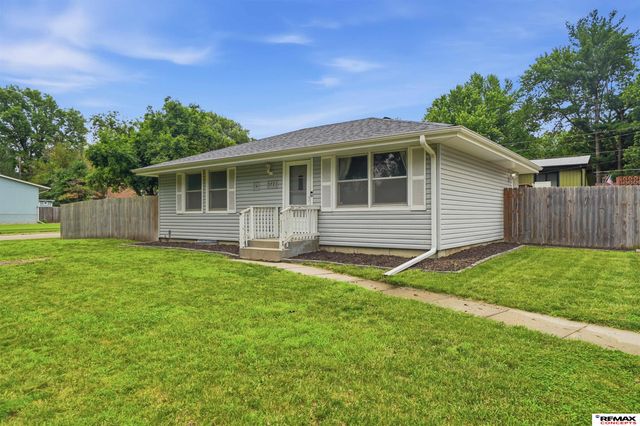 5721 Otoe Street, Lincoln, NE 68506