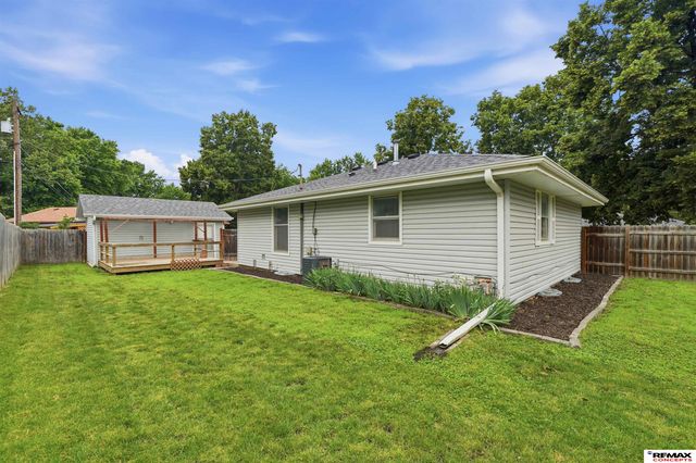 5721 Otoe Street, Lincoln, NE 68506