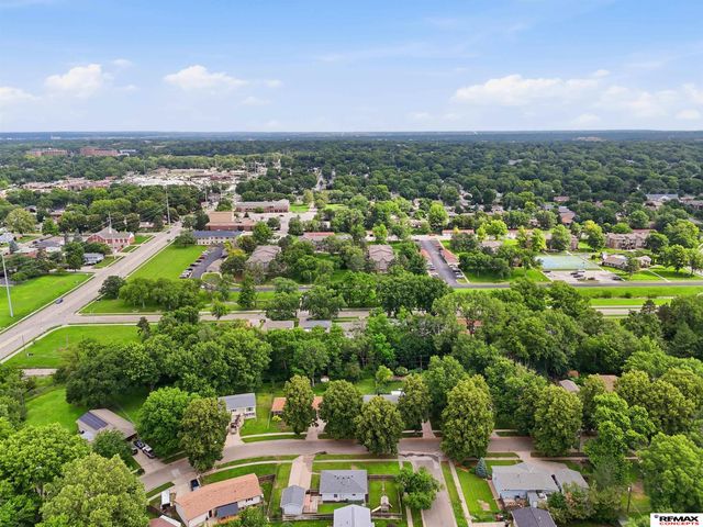 5721 Otoe Street, Lincoln, NE 68506