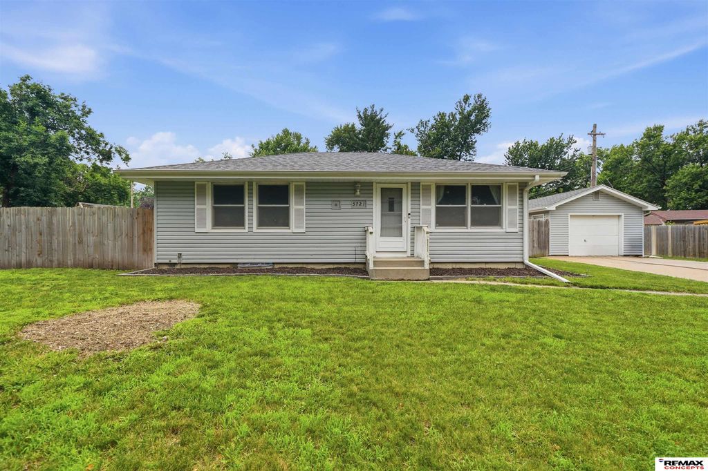 5721 Otoe Street, Lincoln, NE 68506