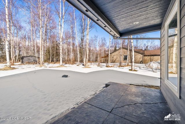 1961 W Vaunda Avenue, Wasilla, AK 99654