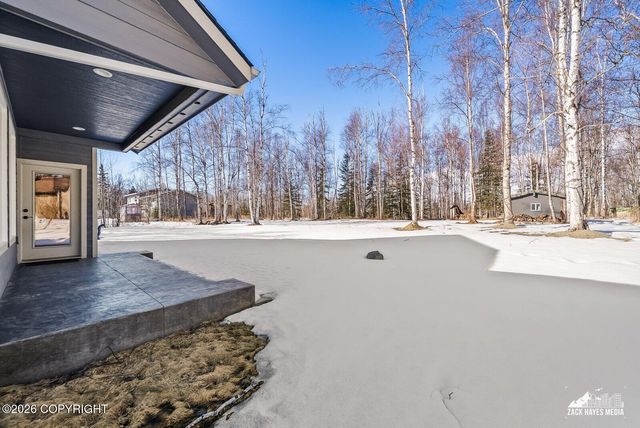 1961 W Vaunda Avenue, Wasilla, AK 99654