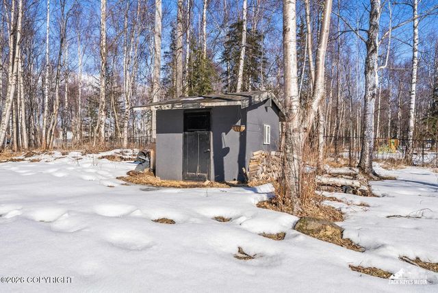 1961 W Vaunda Avenue, Wasilla, AK 99654