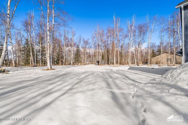 1961 W Vaunda Avenue, Wasilla, AK 99654