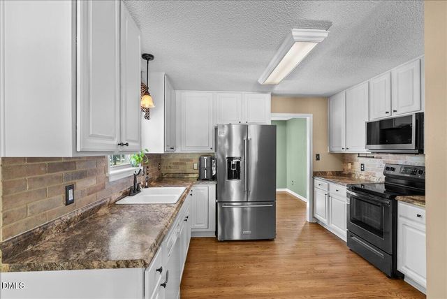 121 Plantation Court, Clayton, NC 27527