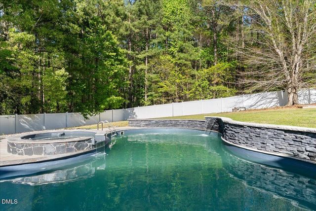 121 Plantation Court, Clayton, NC 27527