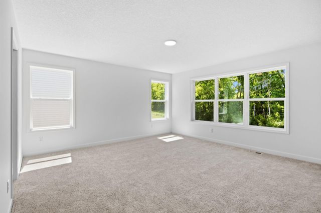 2714 Wood Duck Trail, Shakopee, MN 55379