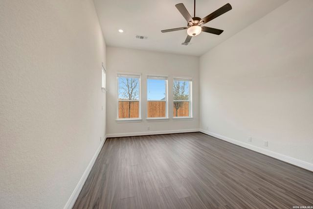 11806 Hackford, San Antonio, TX 78254