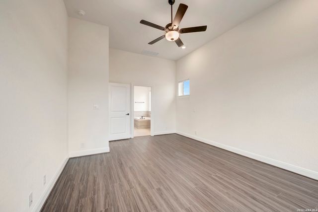 11806 Hackford, San Antonio, TX 78254