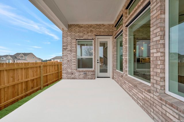 11806 Hackford, San Antonio, TX 78254
