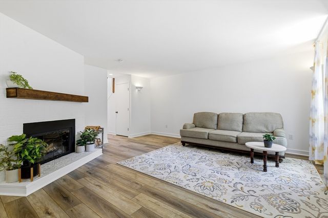 52 Jasper Ln 52, Randolph, MA 02368
