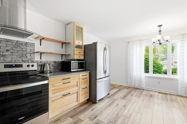 52 Jasper Ln 52, Randolph, MA 02368