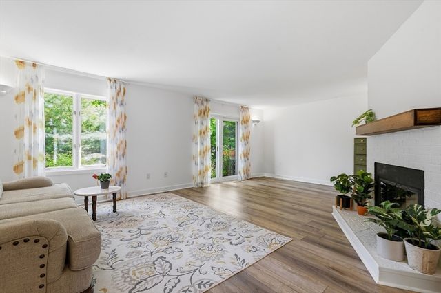 52 Jasper Ln 52, Randolph, MA 02368