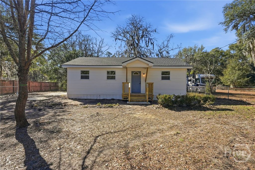 2403 Spivey Avenue, Savannah, GA 31408