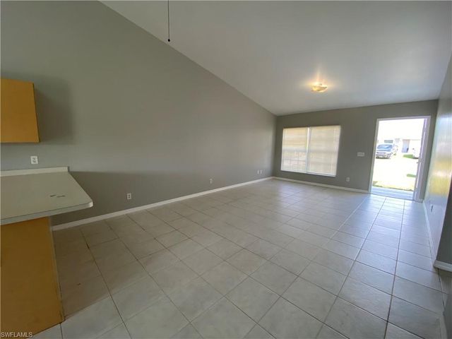 4541 20th ST SW, Lehigh Acres, FL 33973