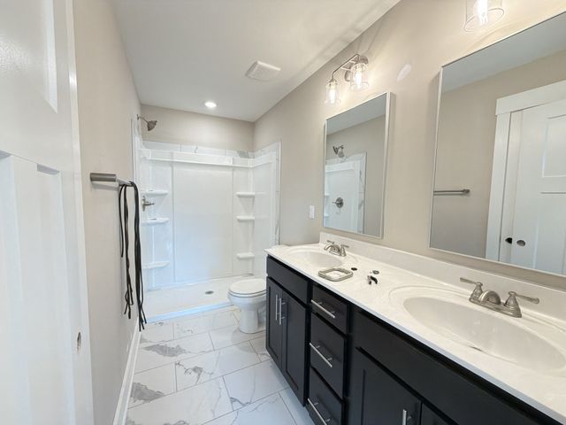 361 Cardinal Creek 270 Ardell Dr, Clarksville, TN 37040