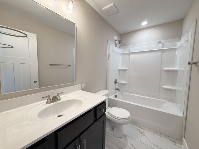 361 Cardinal Creek 270 Ardell Dr, Clarksville, TN 37040