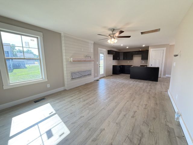 361 Cardinal Creek 270 Ardell Dr, Clarksville, TN 37040