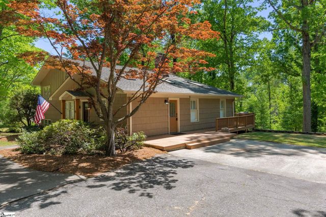6 Estanolle Street, Greenville, SC 29615