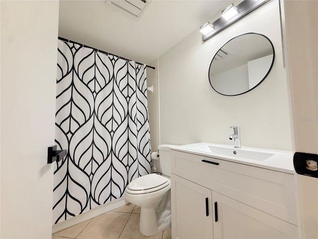 626 BIRD BAY DRIVE S 110, Venice, FL 34285