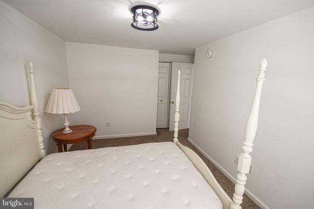5644 LEIDEN RD, Baltimore, MD 21206