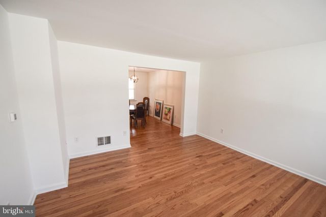 5644 LEIDEN RD, Baltimore, MD 21206