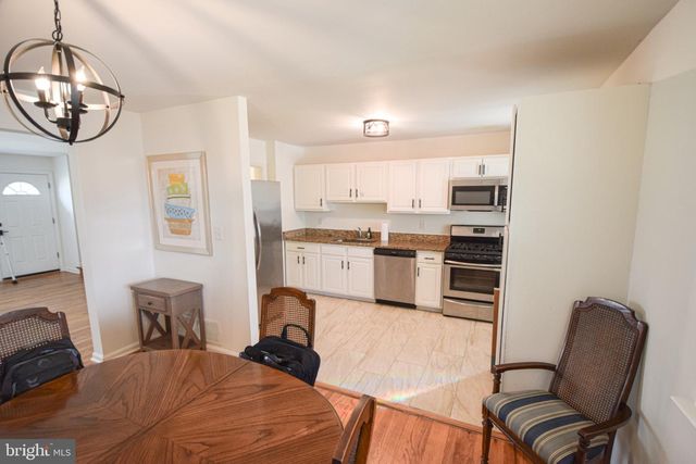 5644 LEIDEN RD, Baltimore, MD 21206