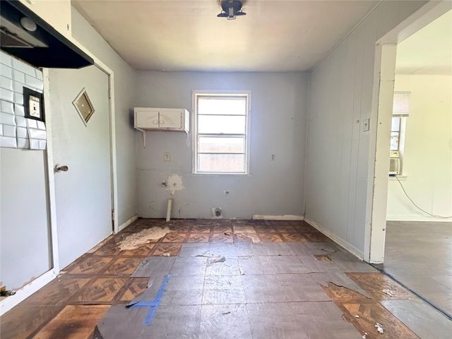 8624 Lawnridge Street, Houston, TX 77016