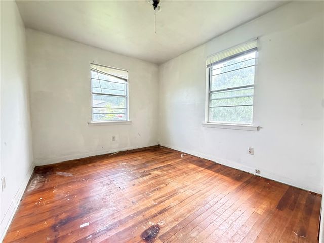 8624 Lawnridge Street, Houston, TX 77016
