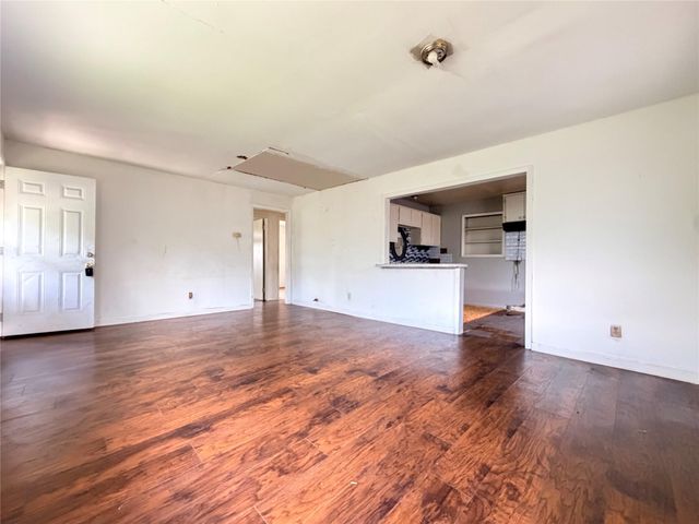 8624 Lawnridge Street, Houston, TX 77016