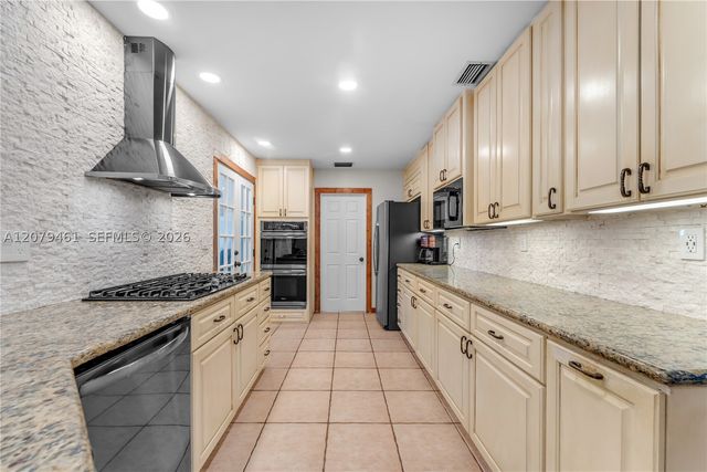 32205 SW 199th Ct, Homestead, FL 33030