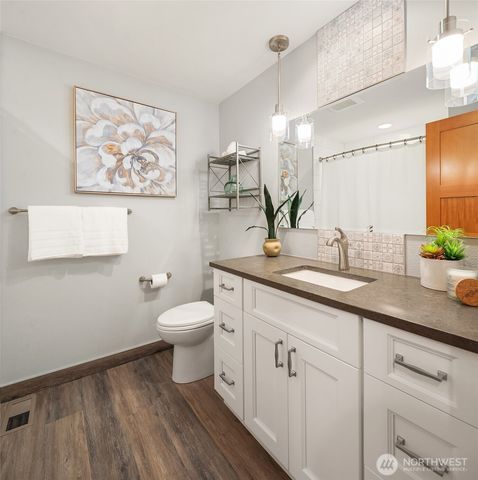 2023 45th Street Ct NW, Gig Harbor, WA 98335
