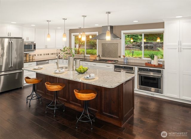 2023 45th Street Ct NW, Gig Harbor, WA 98335