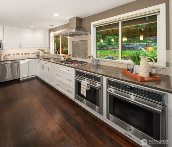2023 45th Street Ct NW, Gig Harbor, WA 98335