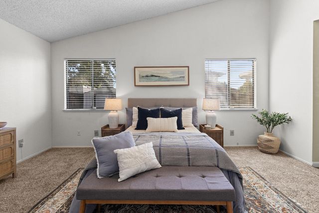 1098 Willow Creek Dr, Yuba City, CA 95991