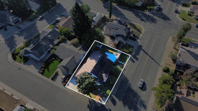 1098 Willow Creek Dr, Yuba City, CA 95991