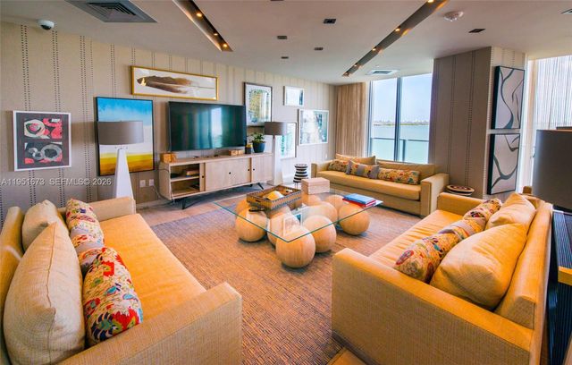 2900 NE 7th Ave 1903, Miami, FL 33137