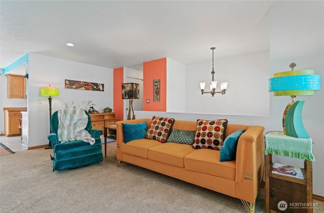 1312 Bel Air Drive, East Wenatchee, WA 98802