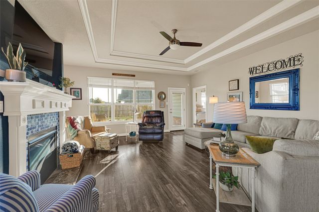 13210 Torino Drive, Mont Belvieu, TX 77535