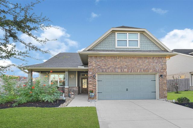 13210 Torino Drive, Mont Belvieu, TX 77535