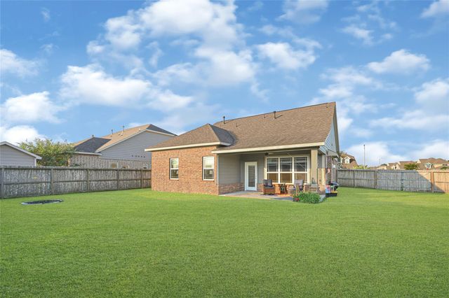 13210 Torino Drive, Mont Belvieu, TX 77535