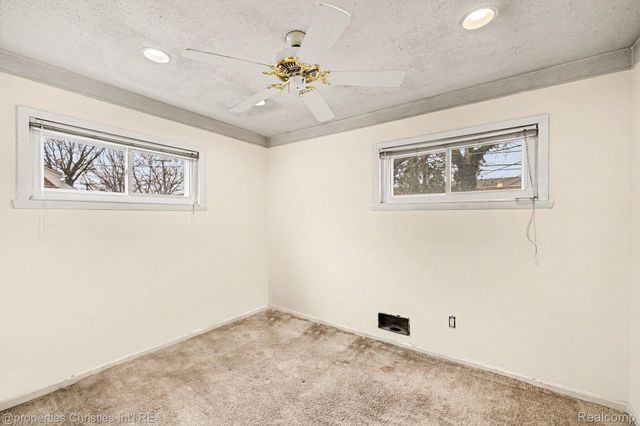 11121 Karen Street, Livonia, MI 48150